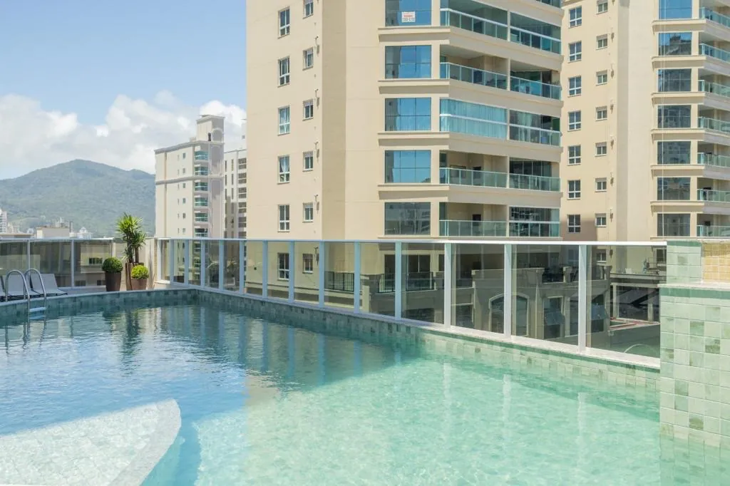 ITAPEMA-SC ALUGUEL ANUAL MEIA PRAIA (3 SUITES) — MEIA PRAIA · Itapema