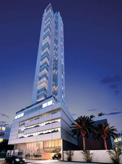 Balneário Camboriú-SC Edifício Comercial e Residencial Barra Garden