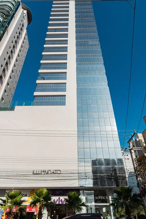 Itapema-SC Residencial Illuminato — Meia Praia · Itapema